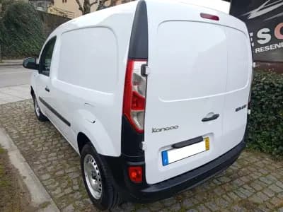 Sell Renault Kangoo 2016 - 9990 EUR, 102740 km - AUTO.MOTO.pt