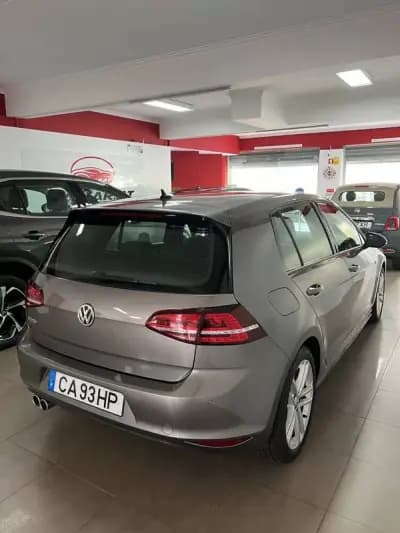 Vendo Volkswagen Golf 2015 - 18900 EUR, 147980 km - AUTO.MOTO.pt