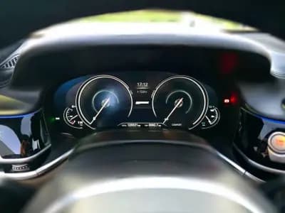 Vendo BMW 740 2017 - 35900 EUR, 125000 km - AUTO.MOTO.pt