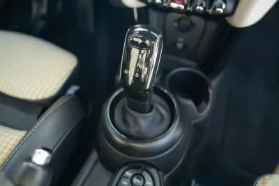 Sell MINI 2021 - 22250 EUR, 93370 km - AUTO.MOTO.pt