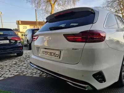 Vendo Kia Ceed SW 2023 - 23500 EUR, 82000 km - AUTO.MOTO.pt