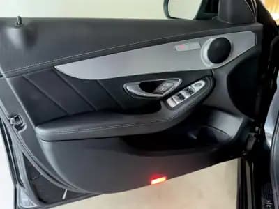 Sell Mercedes-Benz C 200 2015 - 17999 EUR, 175000 km - AUTO.MOTO.pt