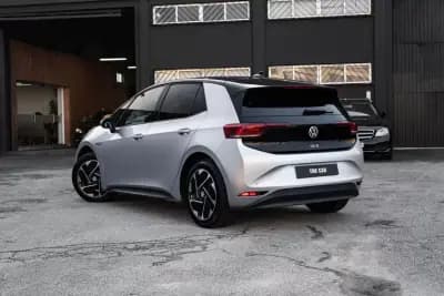 Sell Volkswagen ID.3 2023 - 23750 EUR, 98300 km - AUTO.MOTO.pt