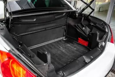 Vendo Peugeot 308 CC 2010 - 10450 EUR, 210184 km - AUTO.MOTO.pt