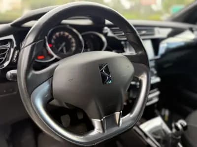 Vendo Citroën DS3 2016 - 8999 EUR, 140000 km - AUTO.MOTO.pt