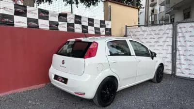 Vendo Fiat Punto Evo 2017 - 7400 EUR, 108000 km - AUTO.MOTO.pt