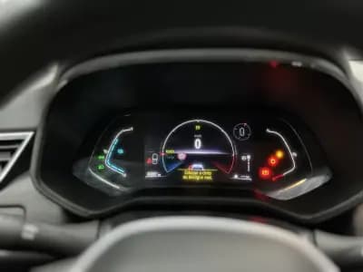 Vendo Renault Clio 2022 - 19800 EUR, 84000 km - AUTO.MOTO.pt