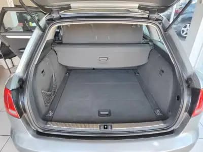 Vendo Audi A4 Avant 2006 - 7350 EUR, 292800 km - AUTO.MOTO.pt