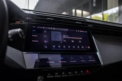 Vendo Peugeot 308 SW 2023 - 23790 EUR, 59725 km - AUTO.MOTO.pt