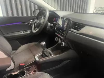 Vendo Renault Captur 2021 - 21740 EUR, 15182 km - AUTO.MOTO.pt