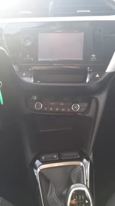 Vendo Opel Corsa 2020 - 12950 EUR, 65709 km - AUTO.MOTO.pt