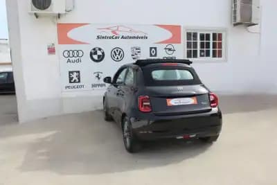 Vendo Fiat 500e C 2022 - 19980 EUR, 10413 km - AUTO.MOTO.pt