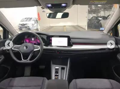 Vendo Volkswagen Golf 2022 - 27750 EUR, 130144 km - AUTO.MOTO.pt