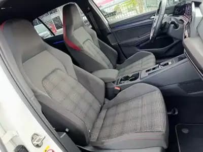 Sell Volkswagen Golf 2022 - 29500 EUR, 149000 km - AUTO.MOTO.pt