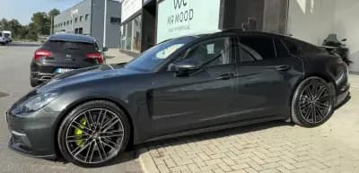 Sell Porsche Panamera 2018 - 74500 EUR, 50941 km - AUTO.MOTO.pt