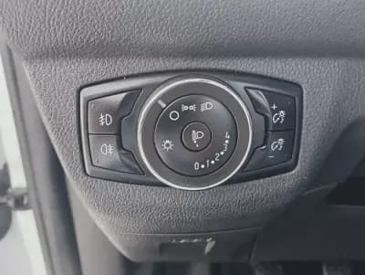 Sell Ford Transit Courier 2020 - 10990 EUR, 129167 km - AUTO.MOTO.pt