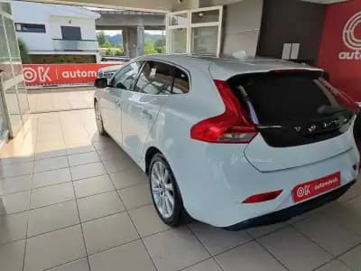 Vendo Volvo V40 2013 - 8350 EUR, 298100 km - AUTO.MOTO.pt