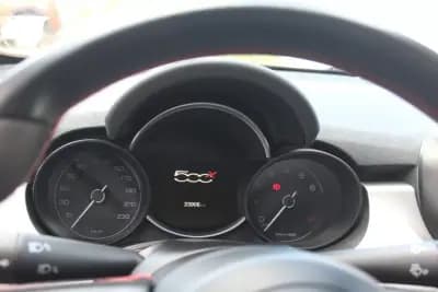 Sell Fiat 500X 2024 - 26680 EUR, 24795 km - AUTO.MOTO.pt