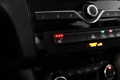 Sell Infiniti Q30 2016 - 19750 EUR, 116708 km - AUTO.MOTO.pt