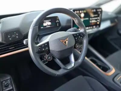 Vendo Cupra Born 2024 - 32400 EUR, 12000 km - AUTO.MOTO.pt