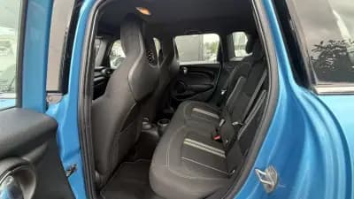 Vendo MINI Cooper 2018 - 19990 EUR, 102000 km - AUTO.MOTO.pt