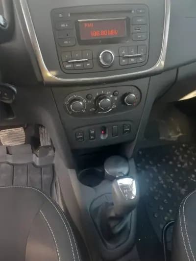 Vendo Dacia Sandero 2016 - 9800 EUR, 13000 km - AUTO.MOTO.pt