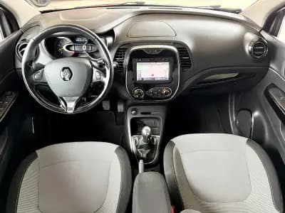 Vendo Renault Captur 2014 - 12990 EUR, 187722 km - AUTO.MOTO.pt