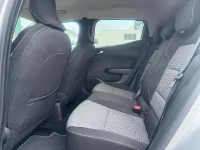 Vendo Renault Clio 2023 - 14490 EUR, 58773 km - AUTO.MOTO.pt