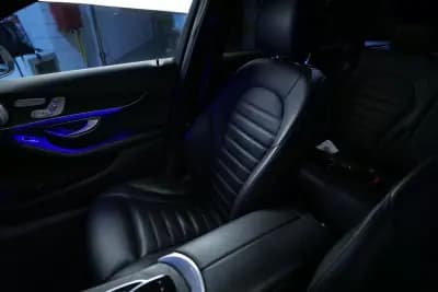 Vendo Mercedes-Benz C 300 2020 - 25500 EUR, 203000 km - AUTO.MOTO.pt