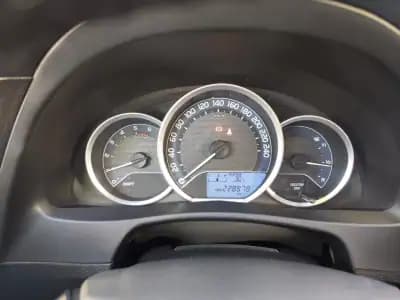 Vendo Toyota Auris Touring Sports 2015 - 12980 EUR, 229000 km - AUTO.MOTO.pt