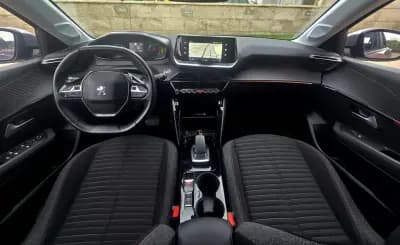 Sell Peugeot e-208 2020 - 15750 EUR, 56000 km - AUTO.MOTO.pt