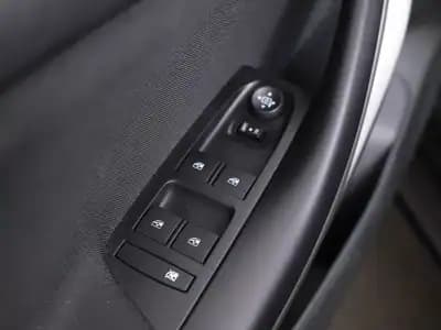 Vendo Opel Astra Sports Tourer 2021 - 11640 EUR, 149717 km - AUTO.MOTO.pt