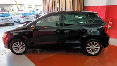 Vendo Volkswagen Polo 2015 - 10500 EUR, 125941 km - AUTO.MOTO.pt