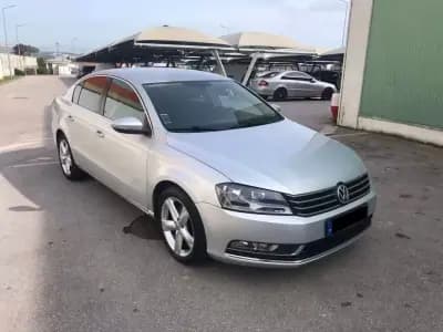 Vendo Volkswagen Passat 2014 - 12750 EUR, 140000 km - AUTO.MOTO.pt
