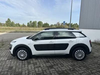Vendo Citroën C4 Cactus 2017 - 12990 EUR, 67575 km - AUTO.MOTO.pt
