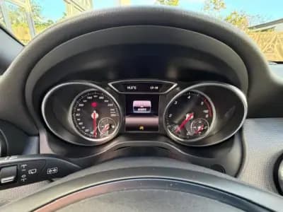 Sell Mercedes-Benz 180 2016 - 21500 EUR, 60068 km - AUTO.MOTO.pt