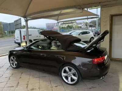 Sell Audi A5 Cabrio 2011 - 16750 EUR, 270761 km - AUTO.MOTO.pt