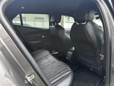 Vendo Peugeot 2008 2021 - 17900 EUR, 95000 km - AUTO.MOTO.pt