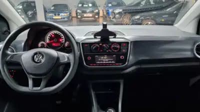 Vendo Volkswagen Up! 2016 - 8990 EUR, 150000 km - AUTO.MOTO.pt