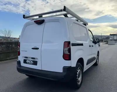 Vendo Peugeot Partner 2019 - 13990 EUR, 150000 km - AUTO.MOTO.pt