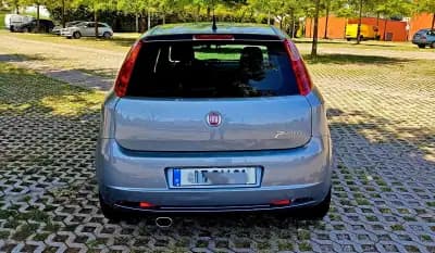 Vendo Fiat Punto 2008 - 4500 EUR, 198000 km - AUTO.MOTO.pt