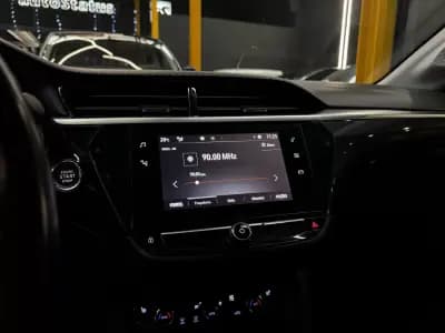 Vendo Opel Corsa-e 2022 - 16490 EUR, 82251 km - AUTO.MOTO.pt