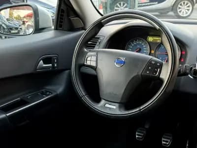 Sell Volvo C30 2013 - 11750 EUR, 76000 km - AUTO.MOTO.pt