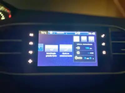 Sell Peugeot 308 2016 - 15500 EUR, 171736 km - AUTO.MOTO.pt