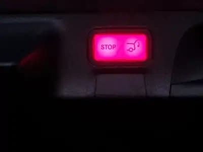 Sell Mercedes-Benz CLA 180 2021 - 28500 EUR, 104000 km - AUTO.MOTO.pt