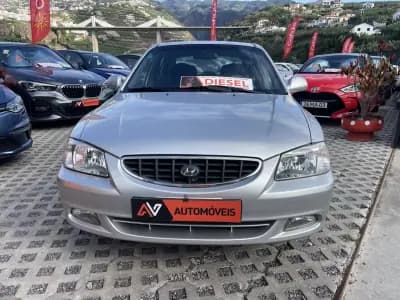 Vendo Hyundai Accent 2003 - 4250 EUR, 252434 km - AUTO.MOTO.pt
