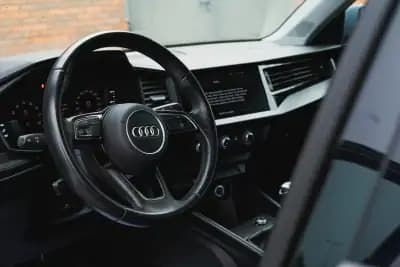 Vendo Audi A1 Sportback 2021 - 19900 EUR, 76000 km - AUTO.MOTO.pt