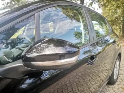 Sell Peugeot 208 2014 - 7750 EUR, 96000 km - AUTO.MOTO.pt