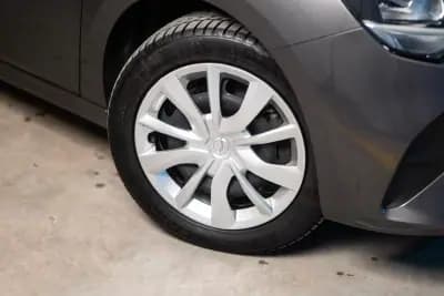 Vendo Opel Corsa-e 2020 - 12950 EUR, 69990 km - AUTO.MOTO.pt