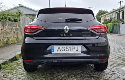 Sell Renault Clio 2021 - 14950 EUR, 71900 km - AUTO.MOTO.pt